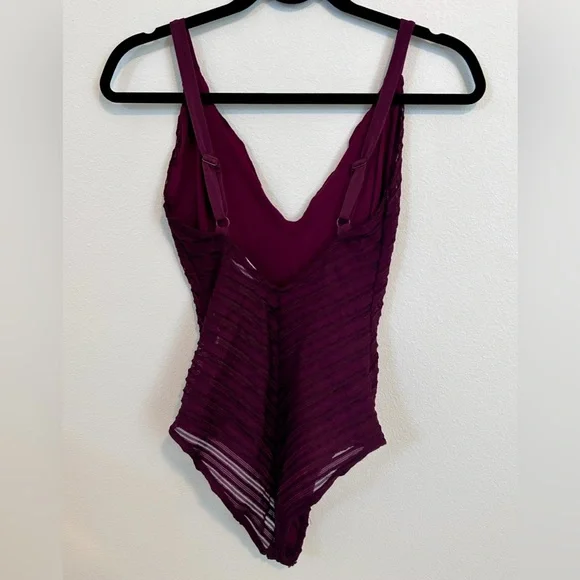 Bershka - ribbed lace bodysuit - Picture 2 of 2